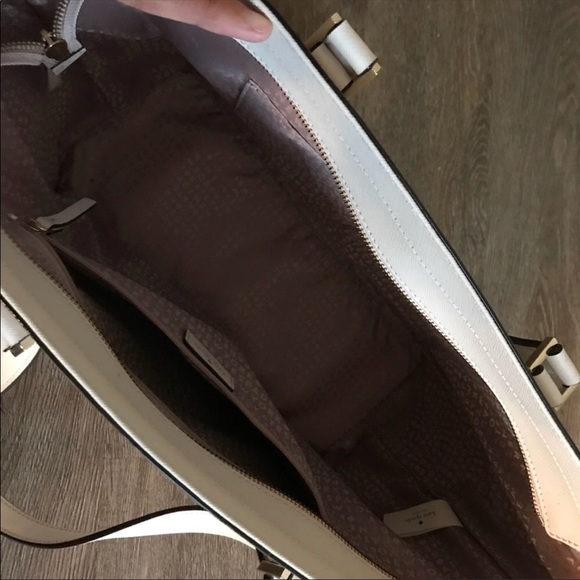 Sold - Picture 3 of 3